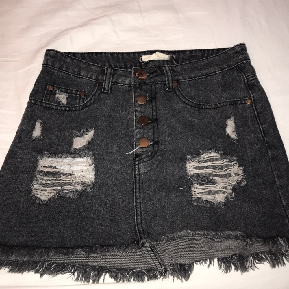 Vestique Ripped Denim Skirt